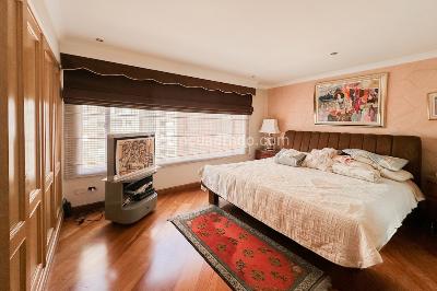 Apartamento de 4 alcobas en venta en La Carolina, Bogotá, 377 m² · foto 11 de 20