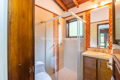 Casa de 3 alcobas en venta en La Catedral, Envigado, 260 m² · foto 16 de 20