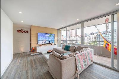 Apartamento en arriendo en El Poblado, Medellín · foto 5 de 17