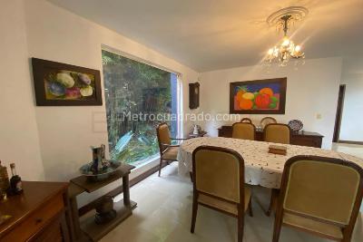 Casa de 3 alcobas en venta en La Calera, Medellín, 344 m² · foto 15 de 20