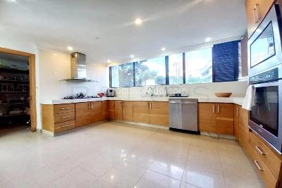 Apartamento de 5 alcobas en venta en El Poblado, Medellín, 456 m² · foto 9 de 13