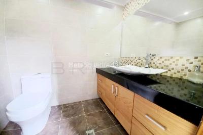 Apartamento de 5 alcobas en venta en El Poblado, Medellín, 456 m² · foto 13 de 13