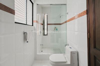Apartamento de 3 alcobas en arriendo en Usaquen, Bogotá, 289 m² · foto 19 de 20