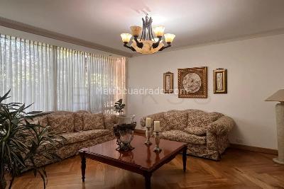 Casa de 4 alcobas en venta en San Lucas, Medellín, 289 m² · foto 2 de 20