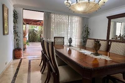Casa de 4 alcobas en venta en San Lucas, Medellín, 289 m² · foto 4 de 20