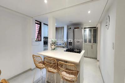 Apartamento de 3 alcobas en venta en El Poblado, Medellín, 160 m² · foto 4 de 13