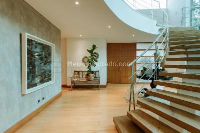 Casa de 4 alcobas en venta en Los Balsos, Medellín, 593 m² · foto 12 de 15