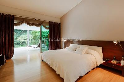 Casa de 4 alcobas en venta en Los Balsos, Medellín, 593 m² · foto 13 de 15