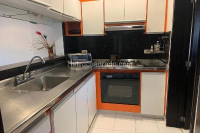 Apartamento de 3 alcobas en venta en El Peñon, Girardot, 109 m² · foto 4 de 17