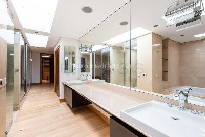 Apartamento de 5 alcobas en venta en Chico Norte, Bogotá, 780 m² · foto 14 de 20