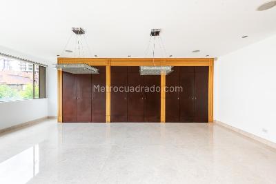 Apartamento de 5 alcobas en venta en Chico Norte, Bogotá, 780 m² · foto 2 de 20