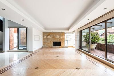 Apartamento de 5 alcobas en venta en Chico Norte, Bogotá, 780 m² · foto 3 de 20