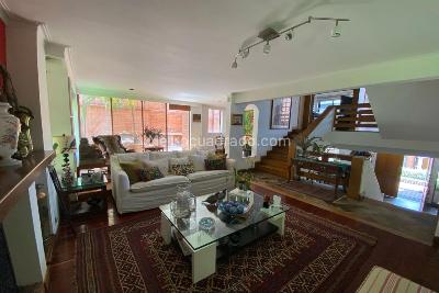 Casa de 3 alcobas en venta en Benedictinos, Envigado, 391 m² · foto 4 de 20