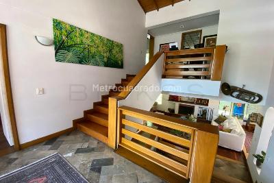 Casa de 3 alcobas en venta en Benedictinos, Envigado, 391 m² · foto 12 de 20