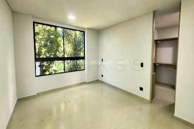 Apartamento de 3 alcobas en venta en El Poblado, Medellín, 230 m² · foto 13 de 15