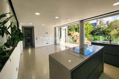 Apartamento de 3 alcobas en venta en El Poblado, Medellín, 230 m² · foto 6 de 15
