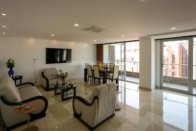 Apartamento de 3 alcobas en venta en El Portal, Envigado, 164 m² · foto 2 de 20