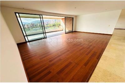 Apartamento de 4 alcobas en venta en El Poblado, Medellín, 403 m² · foto 7 de 20