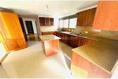 Apartamento de 4 alcobas en venta en El Poblado, Medellín, 403 m² · foto 11 de 20