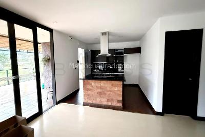 Casa de 4 alcobas en venta en Sector Charco Azul, Envigado, 400 m² · foto 7 de 11