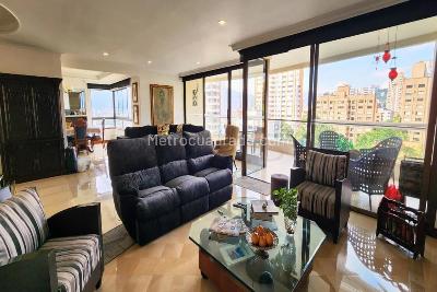 Apartamento en venta en El Poblado, Medellín · foto 3 de 19