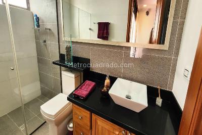 Apartamento en venta en El Poblado, Medellín · foto 14 de 19