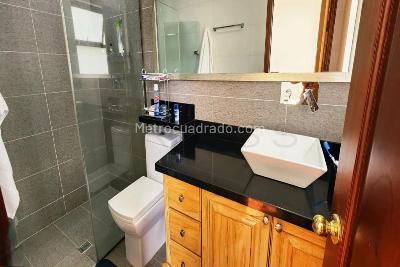 Apartamento en venta en El Poblado, Medellín · foto 15 de 19