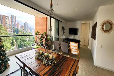 Apartamento de 2 alcobas en venta en El Poblado, Medellín, 135 m² · foto 3 de 11
