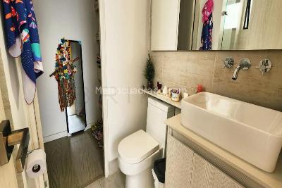 Apartamento de 2 alcobas en venta en El Poblado, Medellín, 135 m² · foto 10 de 11