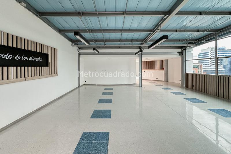 Piso – Bogotá, Chicó Lago - Más