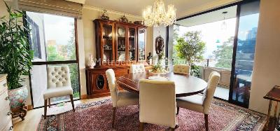 Apartamento de 3 alcobas en venta en El Poblado, Medellín, 240 m² · foto 2 de 20