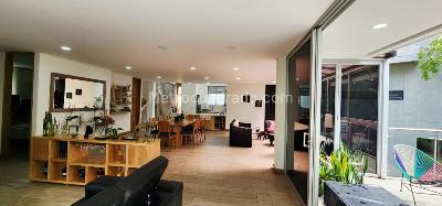 Casa de 3 alcobas en venta en El Esmeraldal, Envigado, 500 m² · foto 2 de 17