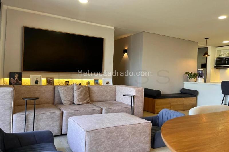 Piso – Envigado, Valle de Aburrá - Más