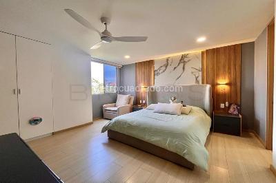 Apartamento de 3 alcobas en venta en La Inmaculada, Envigado, 128 m² · foto 16 de 20