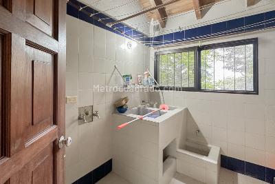 Casa de 4 alcobas en venta en Carretera Central Del Norte Vereda Fusca, Chía, 353 m² · foto 11 de 20