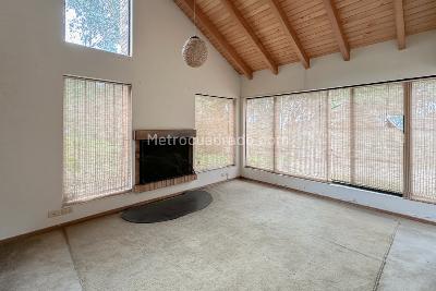 Casa de 4 alcobas en venta en Carretera Central Del Norte Vereda Fusca, Chía, 353 m² · foto 3 de 20