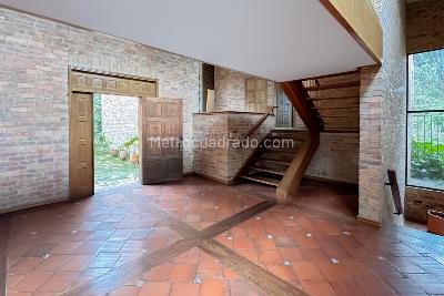 Casa de 4 alcobas en venta en Carretera Central Del Norte Vereda Fusca, Chía, 353 m² · foto 6 de 20