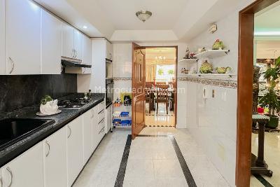 Casa de 5 alcobas en venta en Club De Los Lagartos, Bogotá, 267 m² · foto 6 de 20