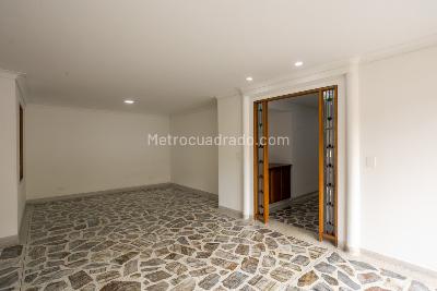 Apartamento de 3 alcobas en venta en El Poblado, Medellín, 140 m² · foto 5 de 20