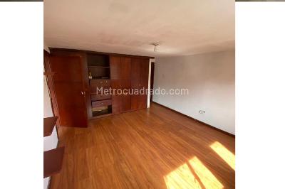 Casa de 5 alcobas en venta en Teusaquillo, Bogotá, 434 m² · foto 2 de 12