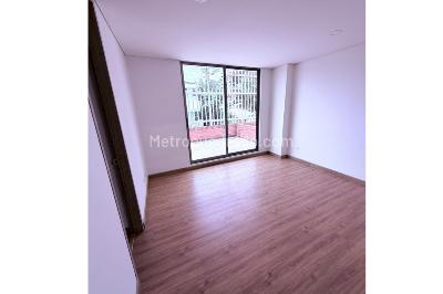 Apartamento de 3 alcobas en venta en Maldonado, Tunja, 107 m² · foto 3 de 12