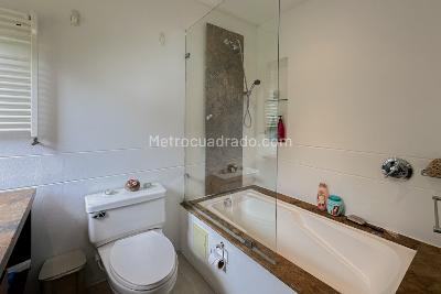 Casa de 3 alcobas en venta en Arboretto, La Calera, 270 m² · foto 15 de 20