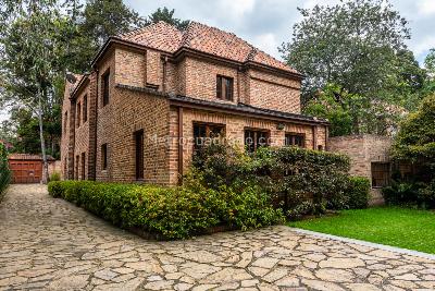 Casa de 5 alcobas en venta en El Nogal, Bogotá, 462 m² · foto 2 de 20