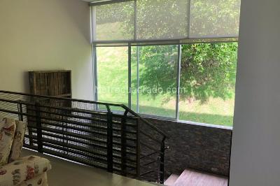 Casa de 5 alcobas en venta en El Peñon, Girardot, 337 m² · foto 12 de 19