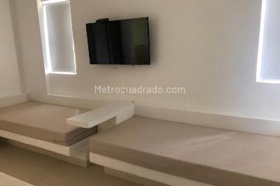 Casa de 5 alcobas en venta en El Peñon, Girardot, 337 m² · foto 14 de 19