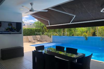 Casa de 5 alcobas en venta en El Peñon, Girardot, 337 m² · foto 5 de 19