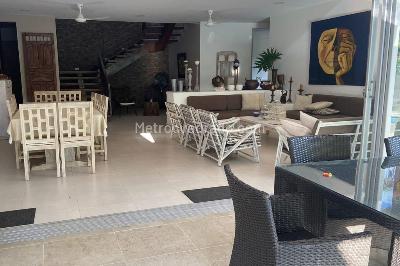 Casa de 5 alcobas en venta en El Peñon, Girardot, 337 m² · foto 8 de 19
