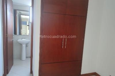 Apartamento en venta en Santa Barbara Occidental, Bogotá · foto 11 de 18