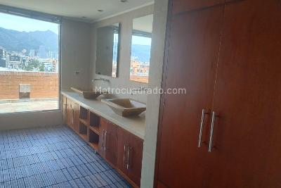 Apartamento en venta en Santa Barbara Occidental, Bogotá · foto 13 de 18