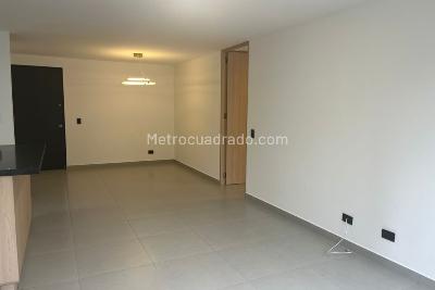 Apartamento de 1 alcoba en arriendo en Los Balsos, Medellín, 63 m² · foto 3 de 13